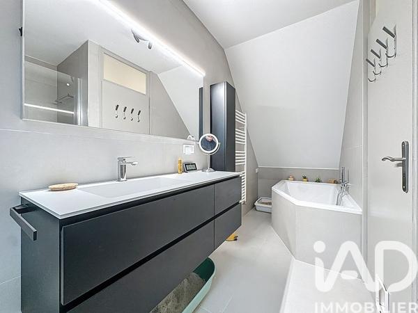 Maison à vendre 4 pièces 91 m² Annœullin