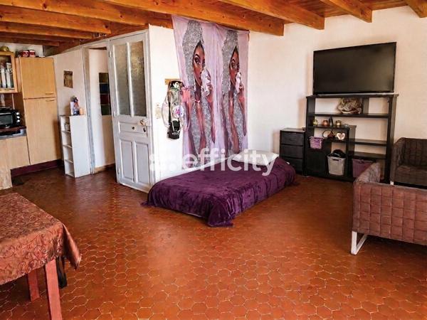 Appartement
         2 pièces
        - 52 m² Exclusivité 99 000 € *