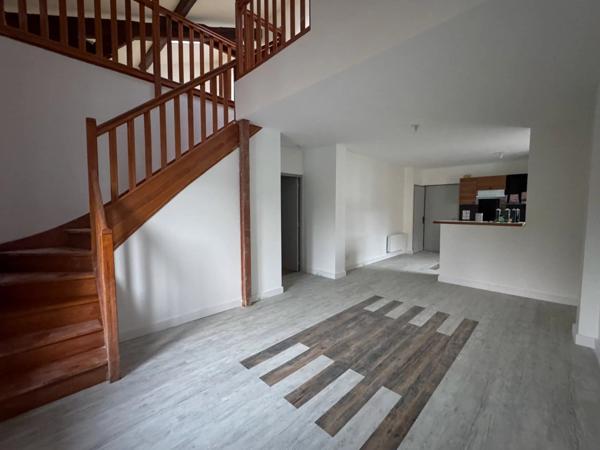 Location Appartement 4 pièces à Saint-Étienne