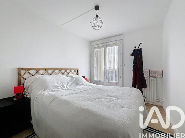 Location appartement 4 pièces 82 m² Chilly-Mazarin
