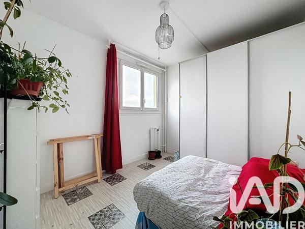Location appartement 4 pièces 82 m² Chilly-Mazarin