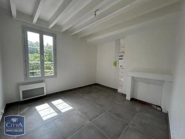 Appartement à louer 3 pièces 60.4m² Saumur (49400)