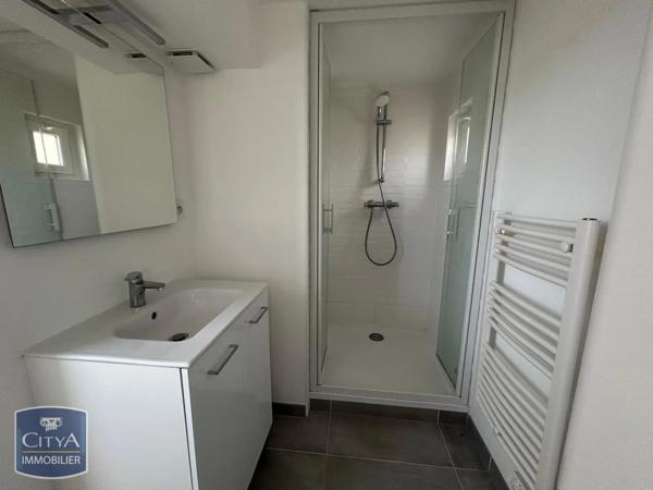 Appartement à louer 3 pièces 60.4m² Saumur (49400)