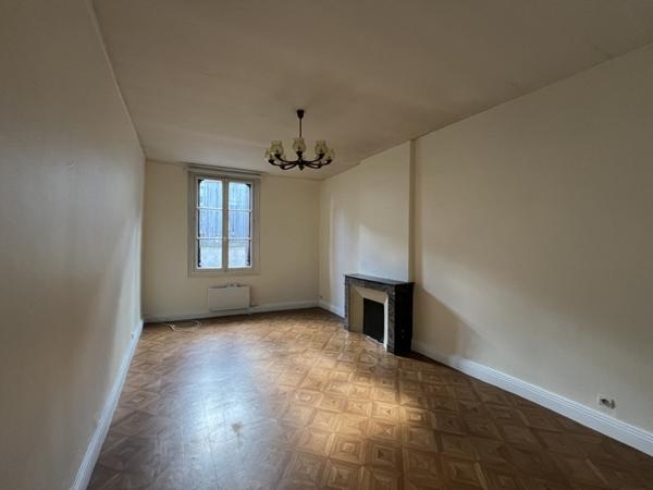 Maison à louer |                                        Bazas |                                        5 pièces  | 119 m²