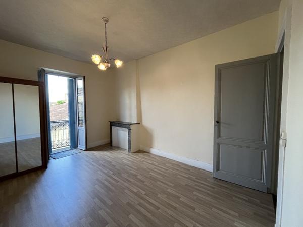 Maison à louer |                                        Bazas |                                        5 pièces  | 119 m²