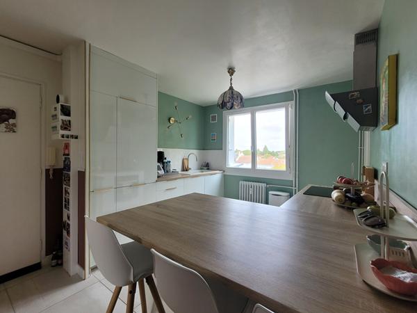 Appartement T3 rénové - La Rochelle, quartier La Trompette