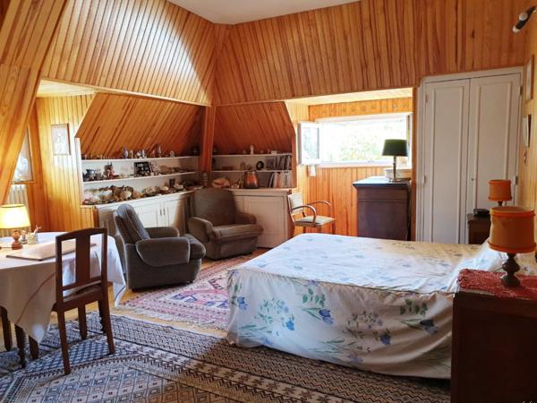 DEMEURE DE PRESTIGE SUR LES BORDS DE RIVES DE L'ALLIER