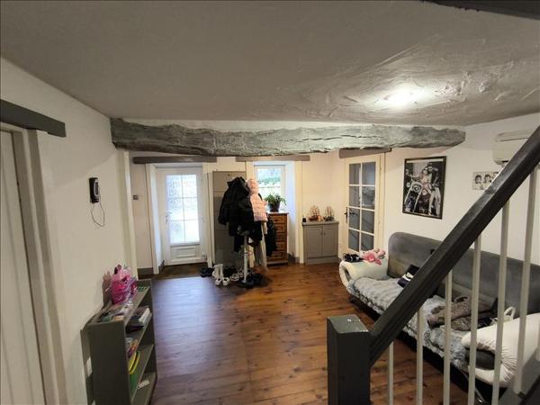 Maison à vendre |  Montlieu-la-Garde |  6 pièces | 210 m²