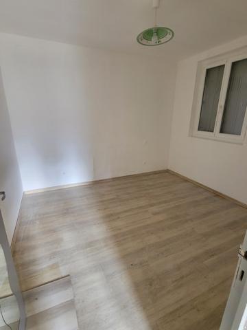 APPARTEMENT DE PLAIN PIED AVEC JARDIN ET GARAGE Bram (11150)