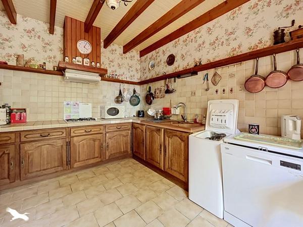 Maison à vendre 214 000 € Montréal 7 p 120 m² DPE D