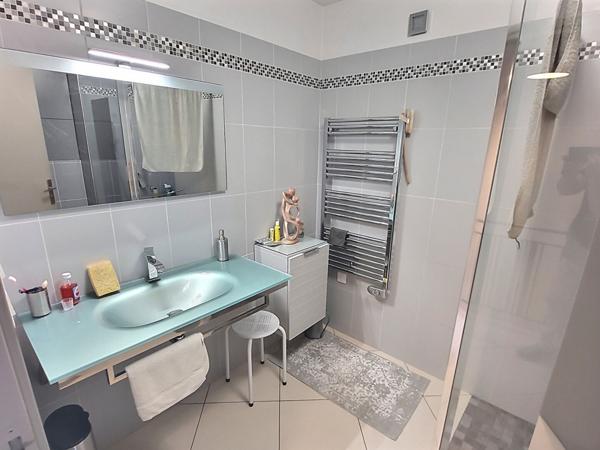 Maison de ville entièrement rénovée