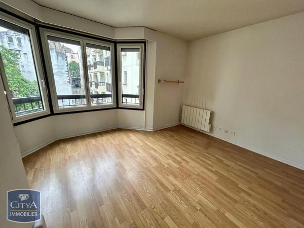 Appartement à louer 1 pièce 27.88m² Clermont-Ferrand (63000)