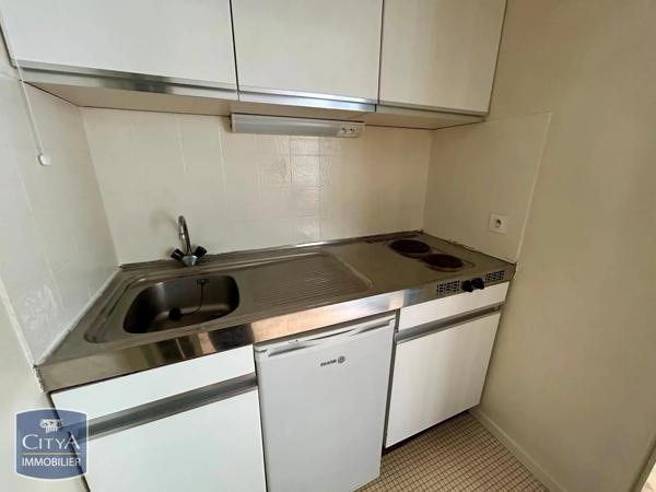 Appartement à louer 1 pièce 27.88m² Clermont-Ferrand (63000)