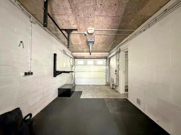 Vente                                                      Maison
                        
                     6 pièces                      130 m2                     à Sucy-en-Brie