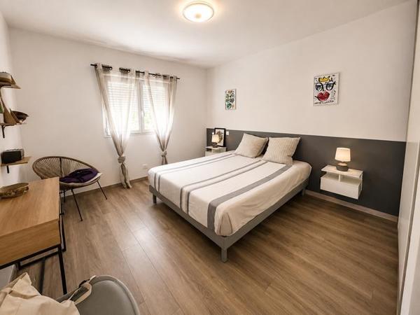 Maison à vendre 680 550 € Saint-Aunès 7 p 156 m² DPE C