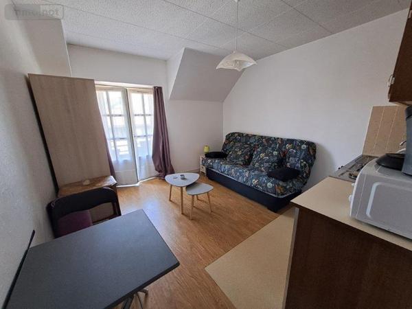 Immeuble à vendre à Saint-Flour dans le Cantal (15100), ref : 044/1134