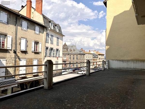 Immeuble à vendre à Saint-Flour dans le Cantal (15100), ref : 044/1134