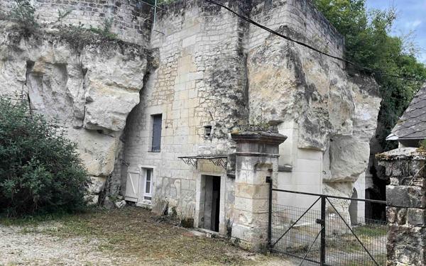 Maison à vendre    5 pièces •  Beaumont-en-Véron