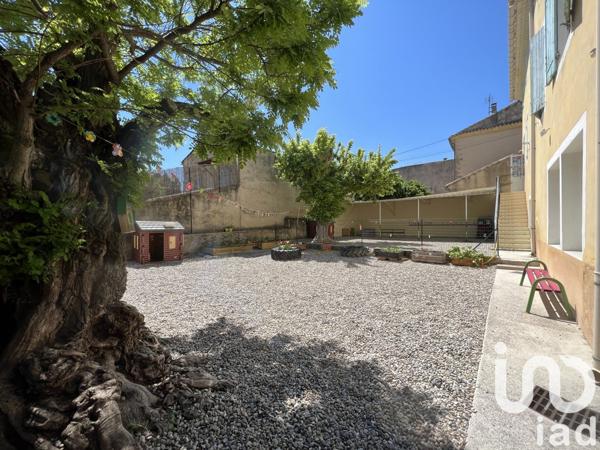 Maison traditionnelle 5 pièces de 155 m² à Beaumes-de-Venise (84190)