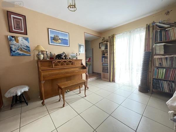 Maison à vendre à Vivoin dans la Sarthe (72170), ref : 72126-3078