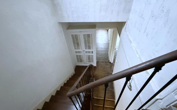 Appartement à louer    4 pièces •  La Fère