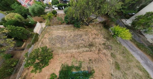 639m2,à batir 130m2, libre constructeur, viabilisé