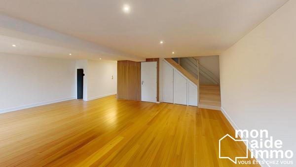 GARE ST JEAN / BELCIER - Loft en Duplex T4