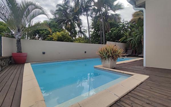 Maison à vendre    5 pièces • 148 m2 Saint-Paul