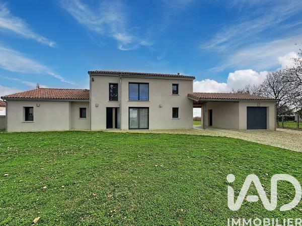 Maison à vendre 5 pièces 143 m² Airvault