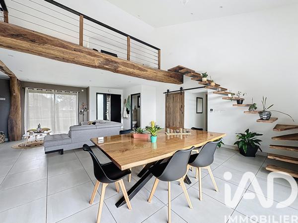 Maison à vendre 5 pièces 143 m² Airvault