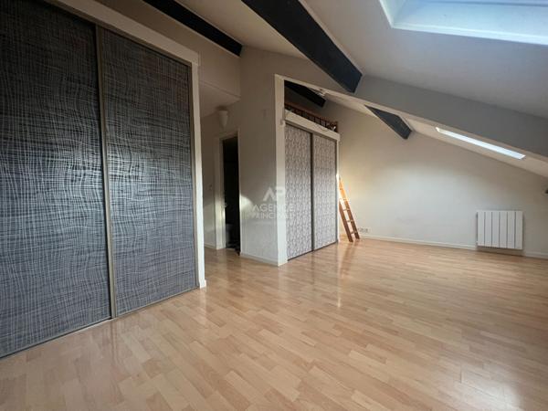 Appartement Pontoise 3 pièce(s) 50.39 m2 - 65 m² au sol €226 500 ** - Référence 14221