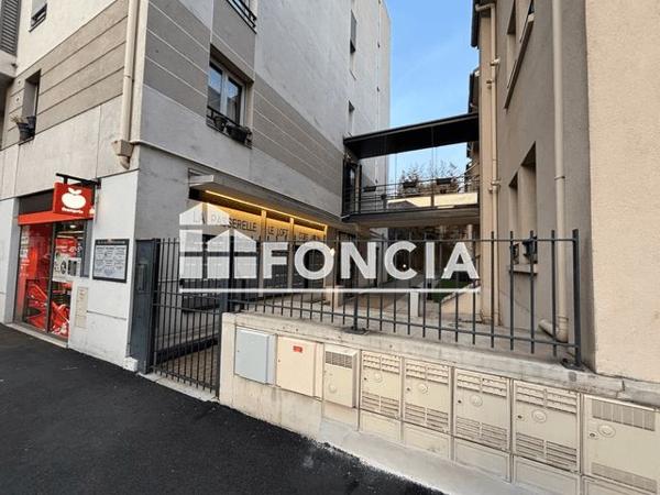 Location Appartement 2 pièces 46.5 m² - LE CLOS DES ARTS Lyon 69009