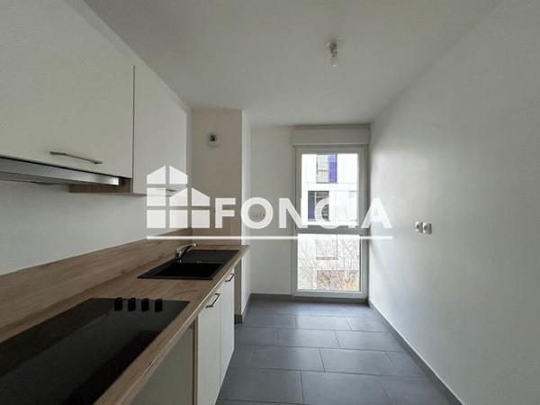Location Appartement 4 pièces 87 m² - 12 RUE DU FOUR A CHAUX Lyon 69009