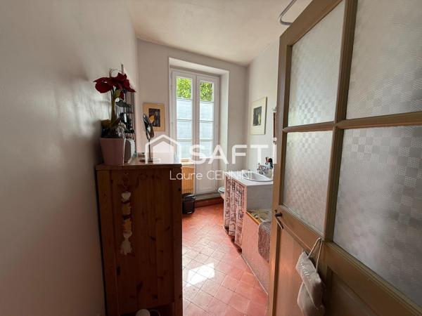 Maison bourgeoise, Valréas, Enclave des Papes.