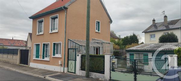 Maison à vendre  4 pièces - 105 m2 ST MEMMIE - 51