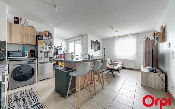 Appartement à vendre    2 pièces • 44,05 m2 Vénissieux