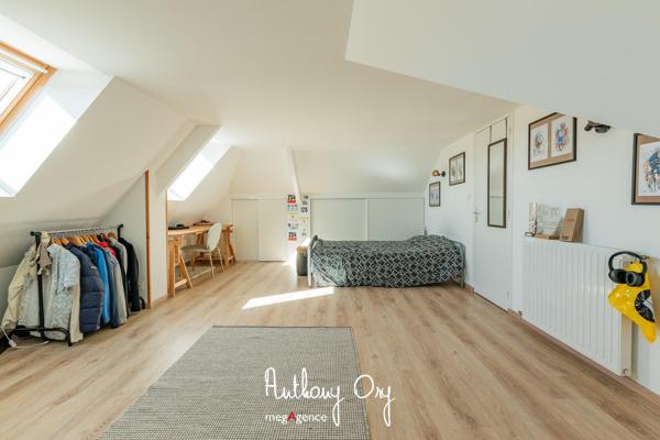 Maison à VIRE NORMANDIE, 14500 - 8 pièces 218m²