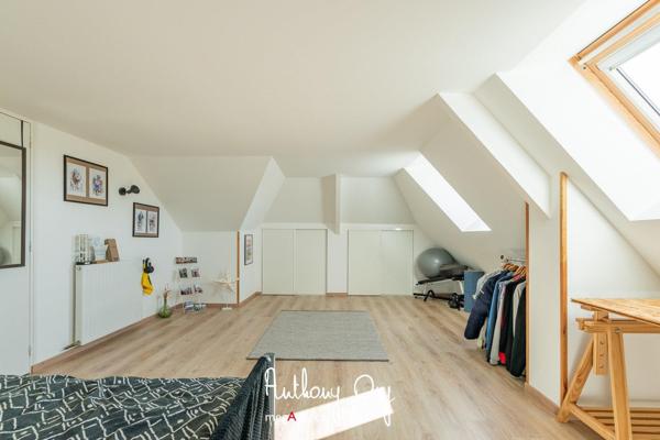 Maison à VIRE NORMANDIE, 14500 - 8 pièces 218m²