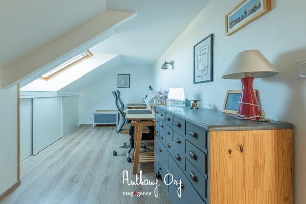 Maison à VIRE NORMANDIE, 14500 - 8 pièces 218m²