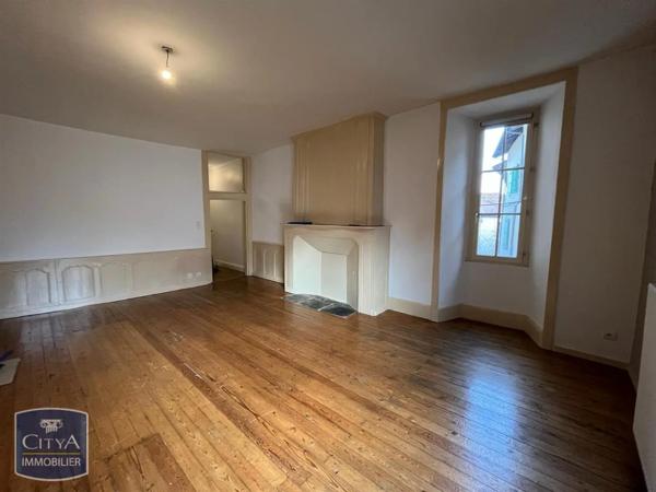 Appartement à louer 3 pièces 80.92m² Saint-Léonard-de-Noblat (87400)