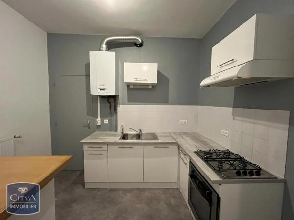 Appartement à louer 3 pièces 80.92m² Saint-Léonard-de-Noblat (87400)