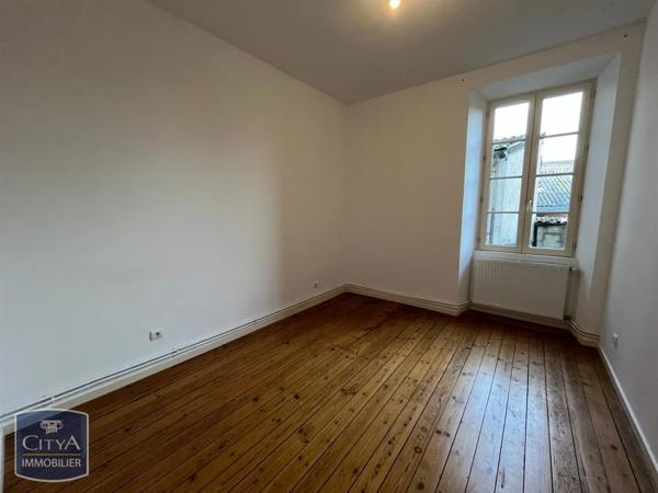 Appartement à louer 3 pièces 80.92m² Saint-Léonard-de-Noblat (87400)