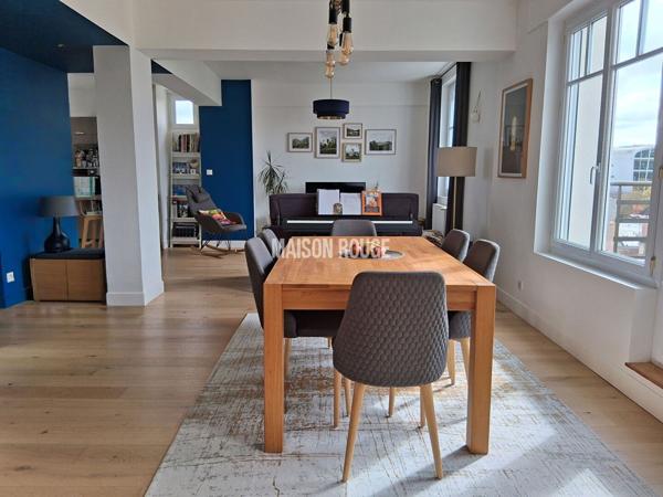 Appartement à vendre 6 pièces, 126 m2, centre-ville Rennes, très bon état. Garage. Ascenseur