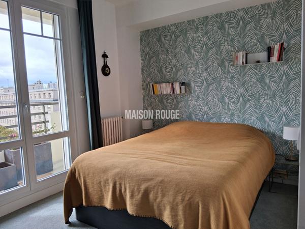 Appartement à vendre 6 pièces, 126 m2, centre-ville Rennes, très bon état. Garage. Ascenseur