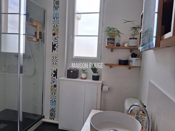 Appartement à vendre 6 pièces, 126 m2, centre-ville Rennes, très bon état. Garage. Ascenseur