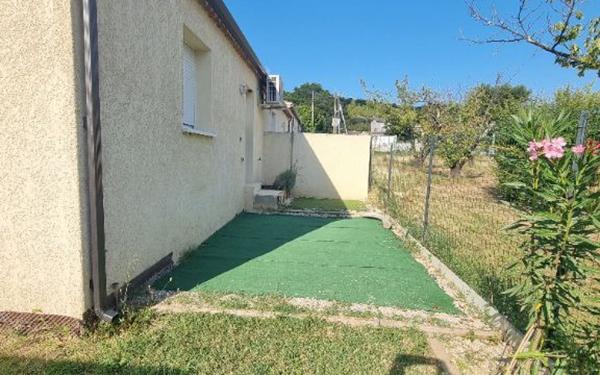 Maison à louer    2 pièces •  Saint-Martin-d'Ardèche