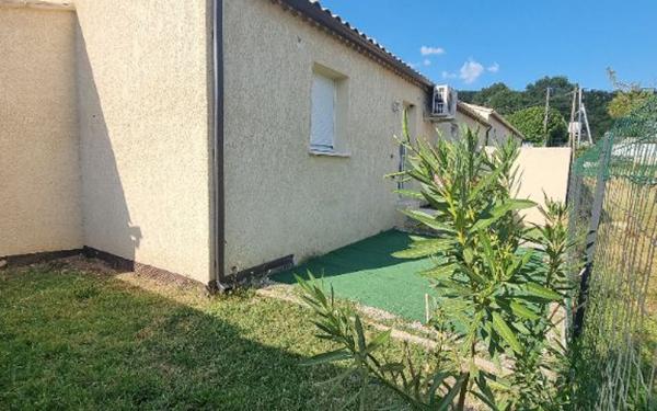 Maison à louer    2 pièces •  Saint-Martin-d'Ardèche