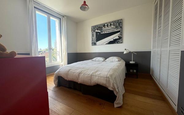 Maison à vendre    5 pièces • 176,76 m2 Le Perreux-sur-Marne