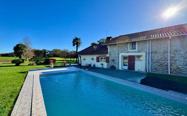 Maison à vendre    5 pièces • 142 m2 Saint-Geours-de-Maremne