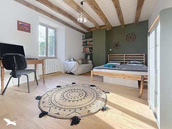Maison à vendre 296 500 € Brigueuil 6 p 179 m² DPE C